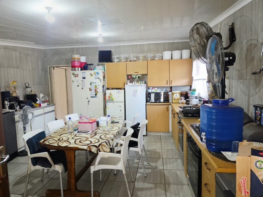 4 Bedroom Property for Sale in Oos Einde North West